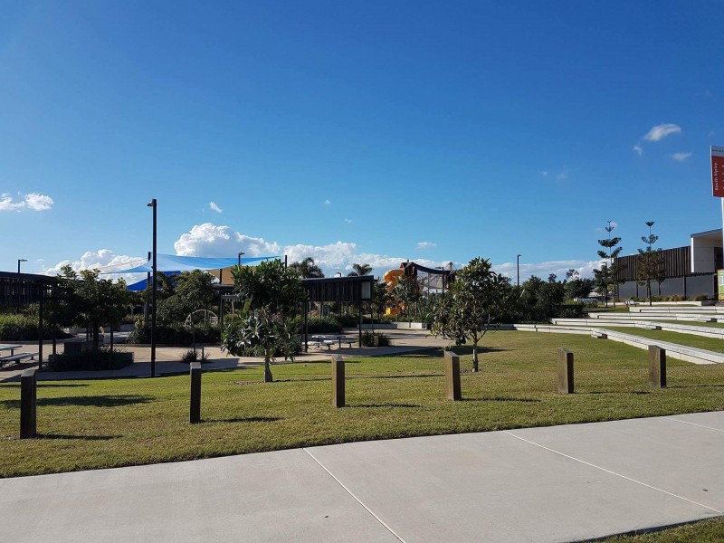 27 Freedom Cresent, South Ripley QLD 4306