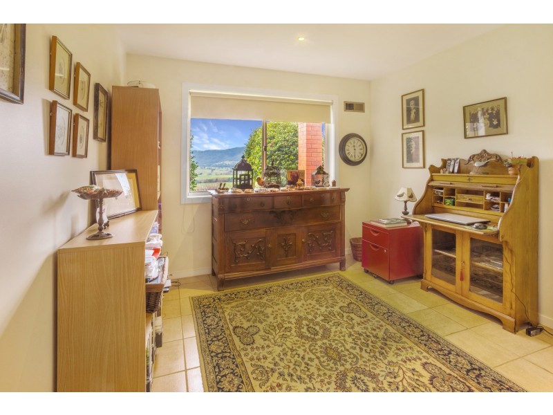 13 Antonio Close, Tawonga VIC 3697