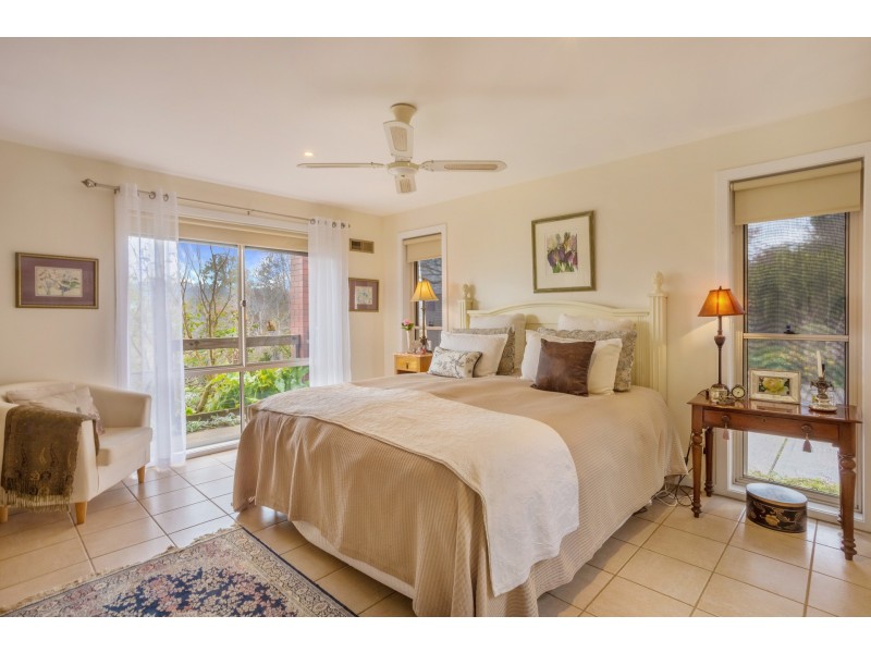 13 Antonio Close, Tawonga VIC 3697