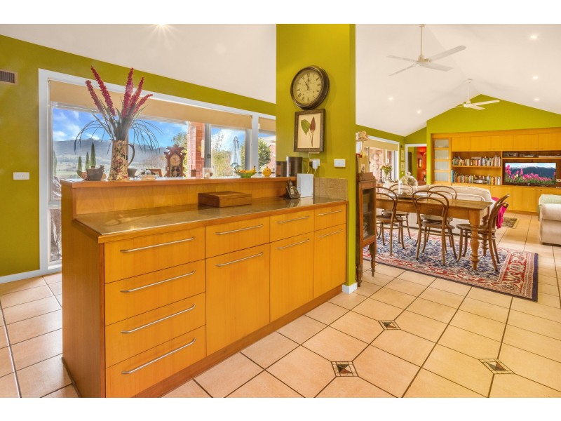 13 Antonio Close, Tawonga VIC 3697