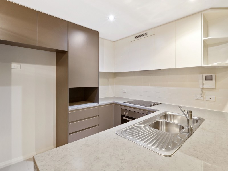 66/23 Junction Boulevard, Cockburn Central WA 6164