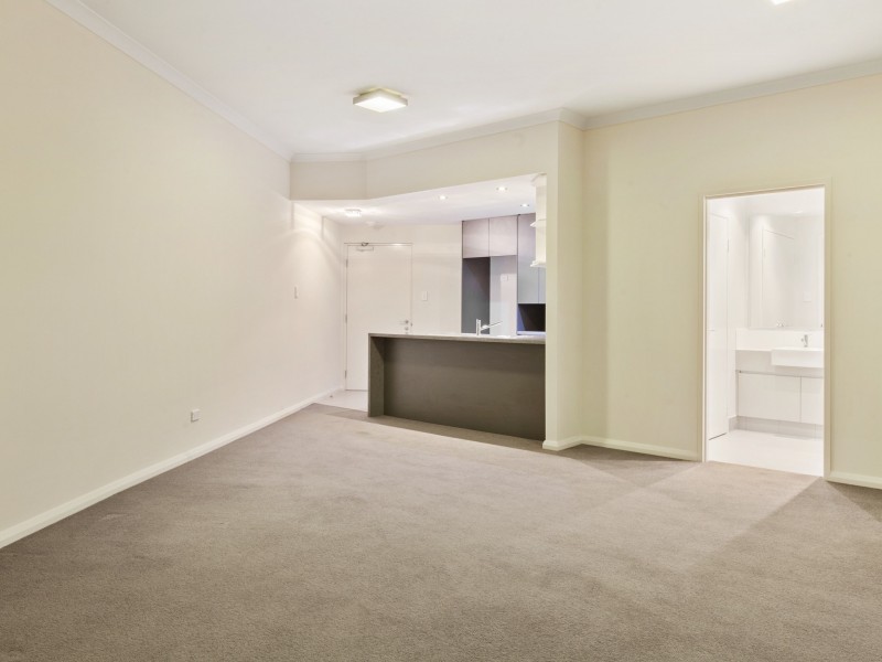 66/23 Junction Boulevard, Cockburn Central WA 6164