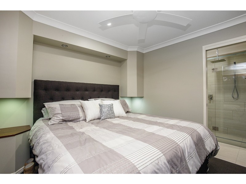 8 Navua Court, Pacific Pines QLD 4211