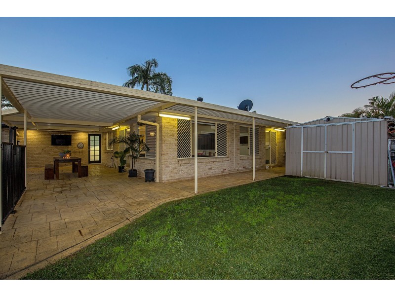 8 Navua Court, Pacific Pines QLD 4211