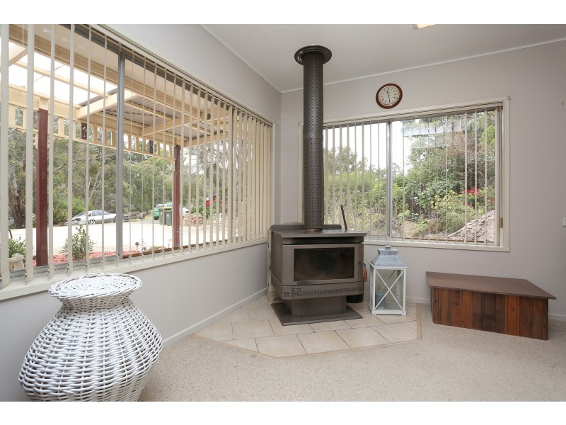 40 Eleventh Avenue, Eden Park VIC 3757