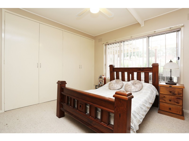 40 Eleventh Avenue, Eden Park VIC 3757