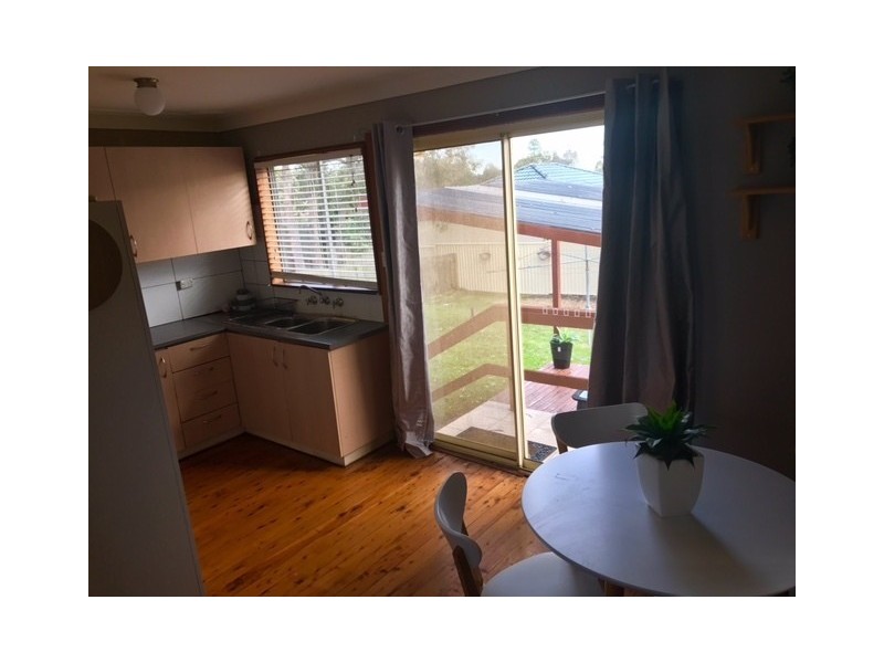 52 Elizabeth Bay Drive, Lake Munmorah NSW 2259