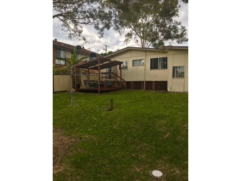 52 Elizabeth Bay Drive, Lake Munmorah NSW 2259