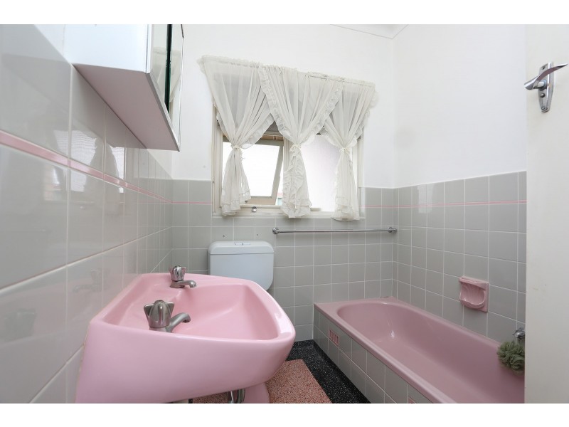 2/10-12 Giles Avenue, Glenelg South SA 5045