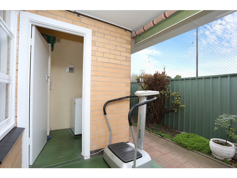 2/10-12 Giles Avenue, Glenelg South SA 5045