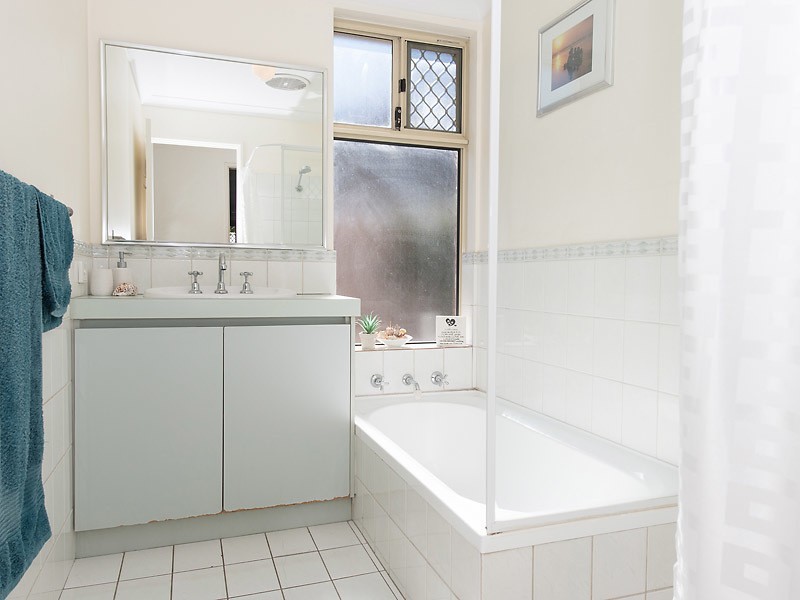 13 Truslove Close, Willagee WA 6156