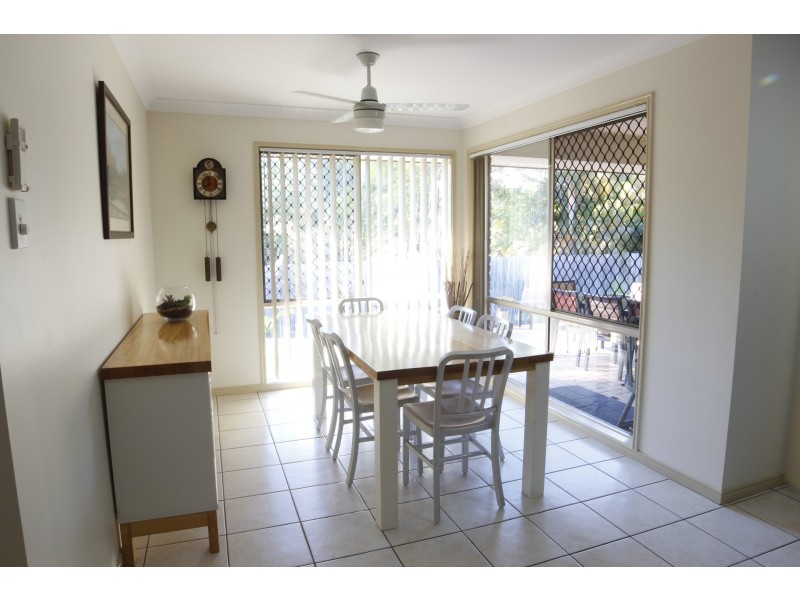 13 Parkside Place, Forest Lake QLD 4078