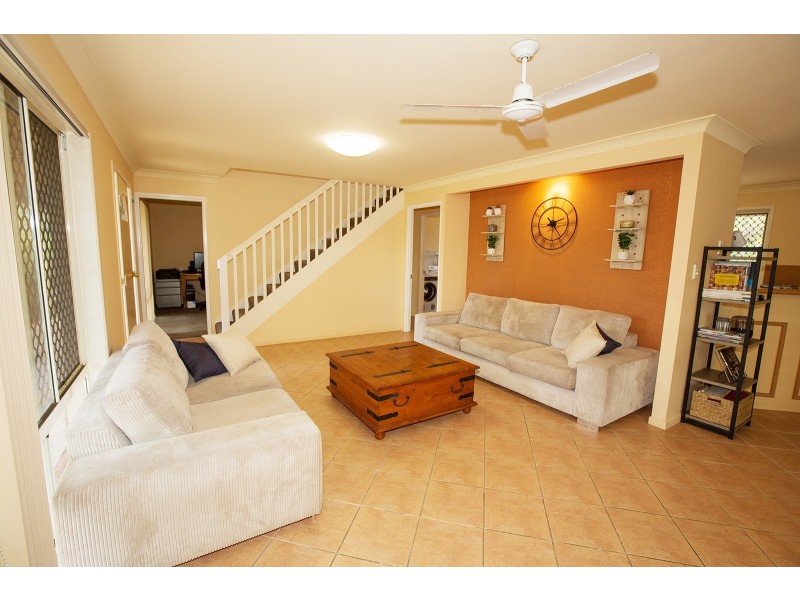 18 Flora Drive, Beecher QLD 4680