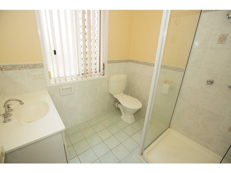 18 Flora Drive, Beecher QLD 4680