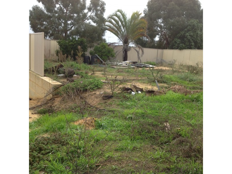 Lot Lot 402, 30 Castro Reale Blvd, Sinagra WA 6065