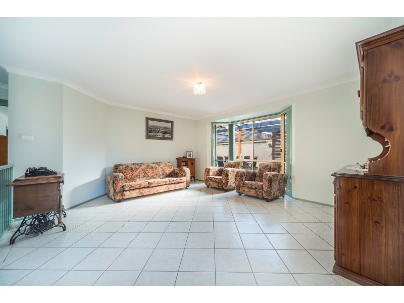 25 Sheraton Circuit, Bomaderry NSW 2541