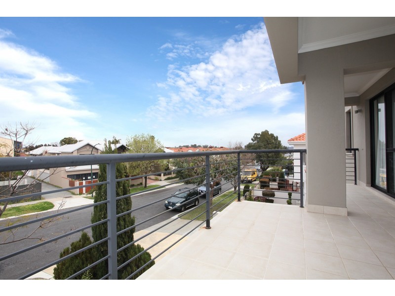 4A Alston Avenue, Como WA 6152