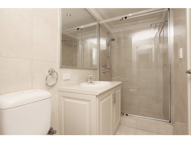 4A Alston Avenue, Como WA 6152