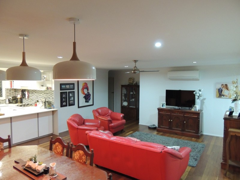 60 Kershaw Street, Park Avenue QLD 4701