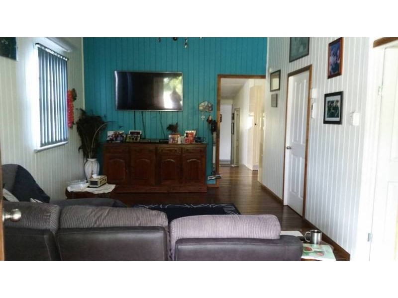 6 Keith Hamilton Street, West Mackay QLD 4740