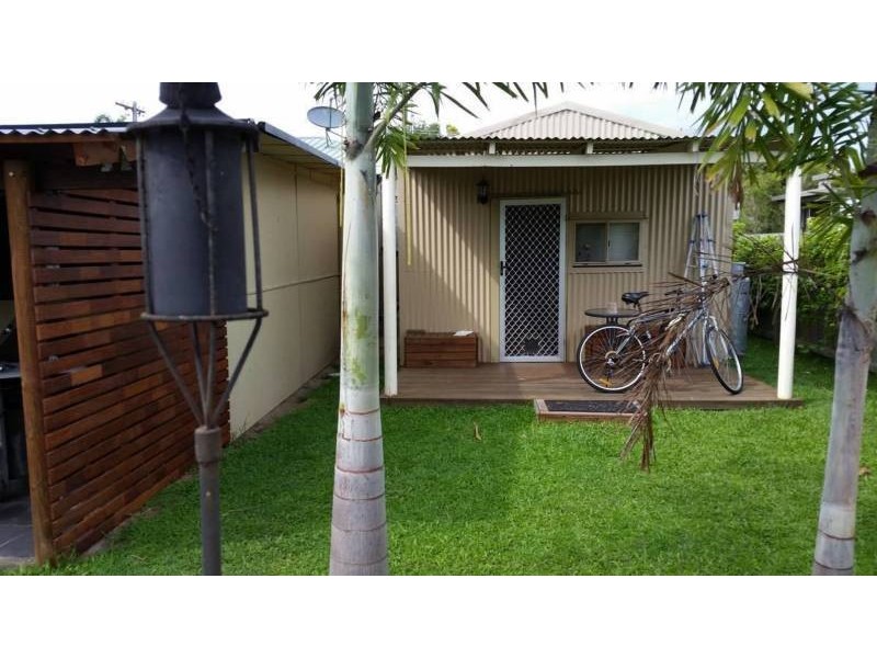 6 Keith Hamilton Street, West Mackay QLD 4740
