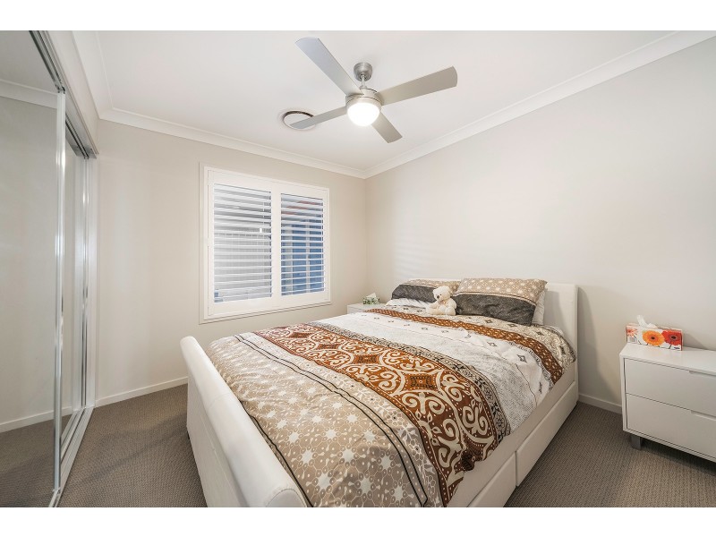 16 Barn Owl Avenue, Wadalba NSW 2259