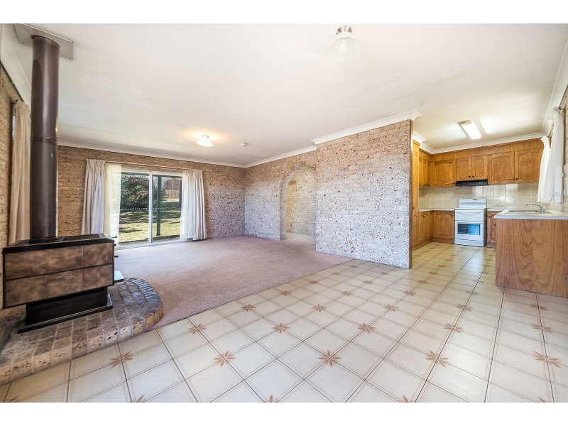 1 Stewart Crescent, Armidale NSW 2350