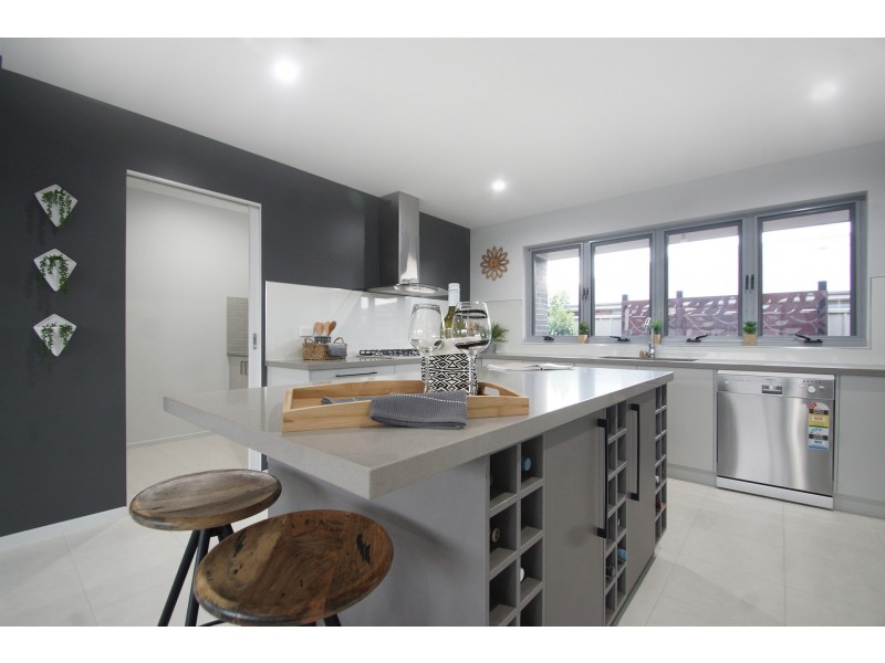 99 Sanctuary Drive, Kialla VIC 3631