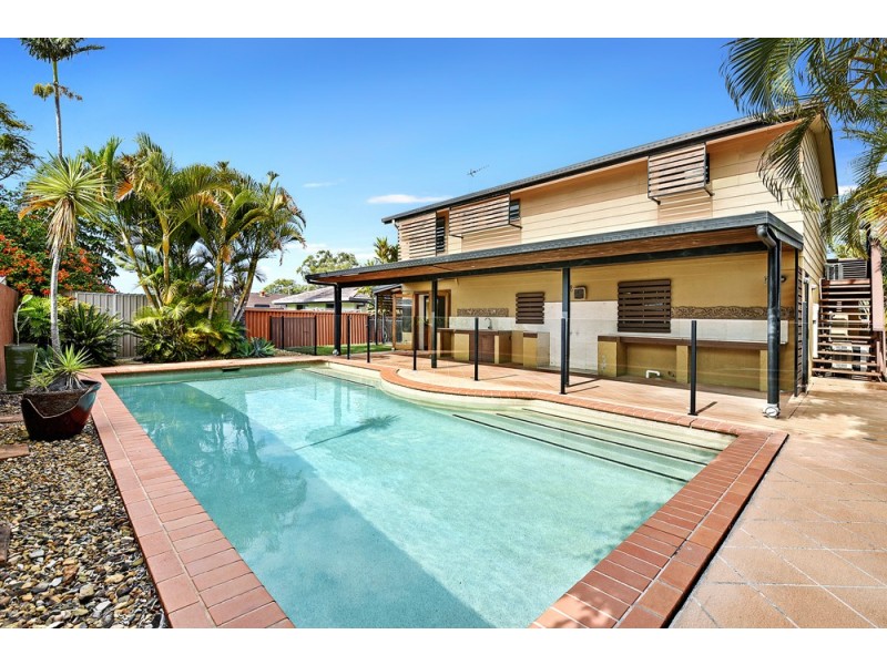 187 Whiting Street, Labrador QLD 4215