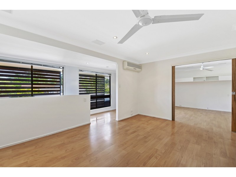 187 Whiting Street, Labrador QLD 4215