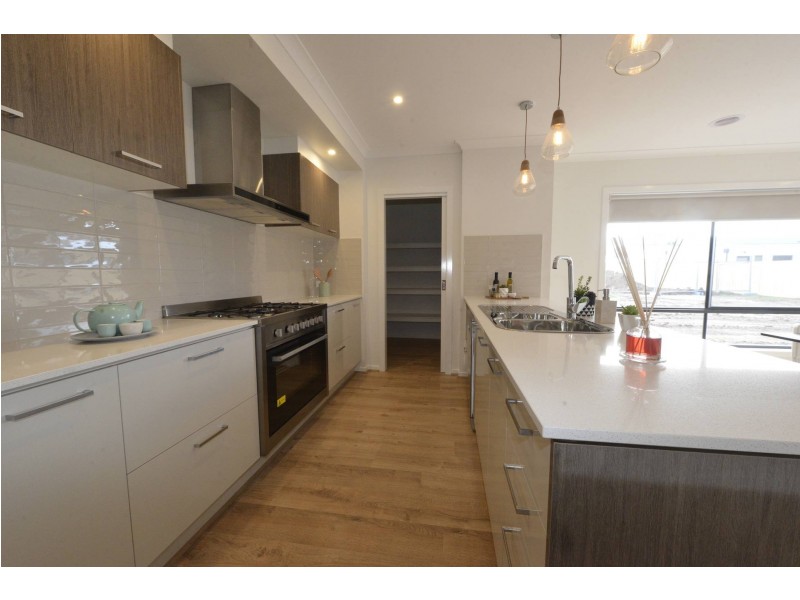 20 Silverwood Parade, Ocean Grove VIC 3226