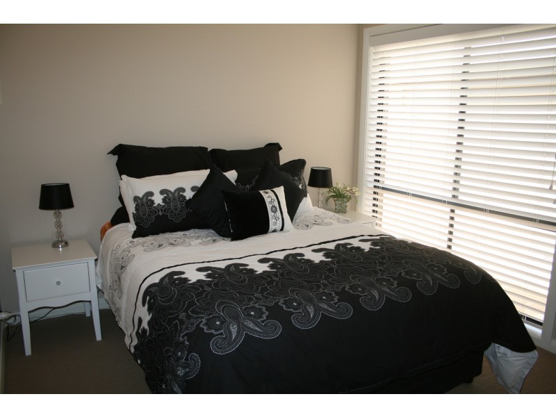 14 HANDARA CLOSE, Dubbo NSW 2830