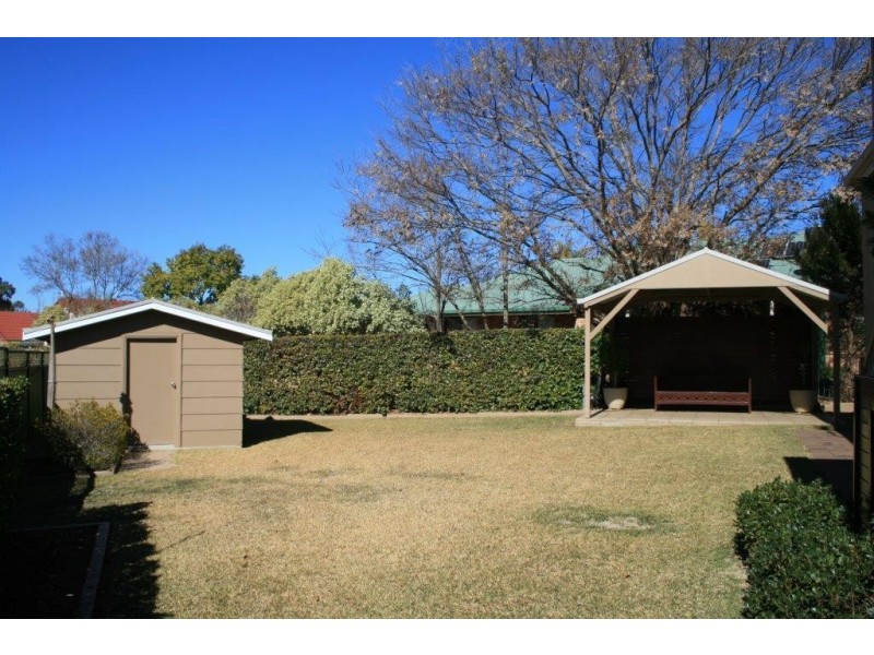 14 HANDARA CLOSE, Dubbo NSW 2830