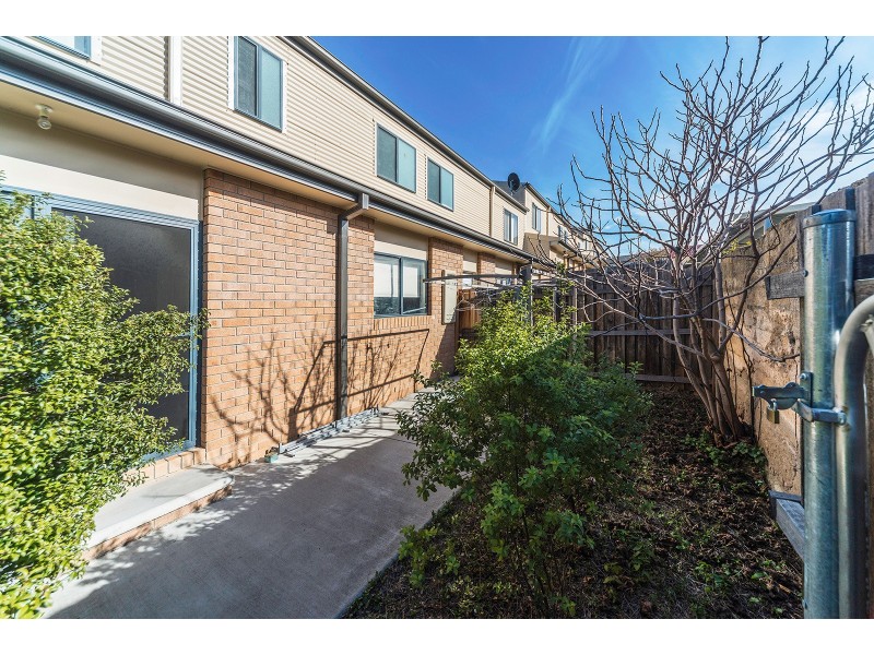 11/41 Carinya Street, Queanbeyan NSW 2620