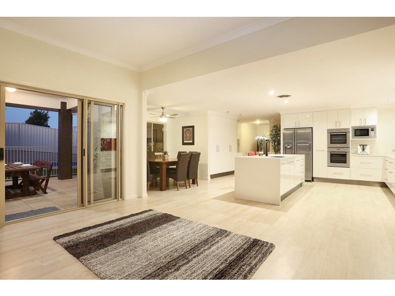 5 Wivenhoe Avenue, Albany Creek QLD 4035