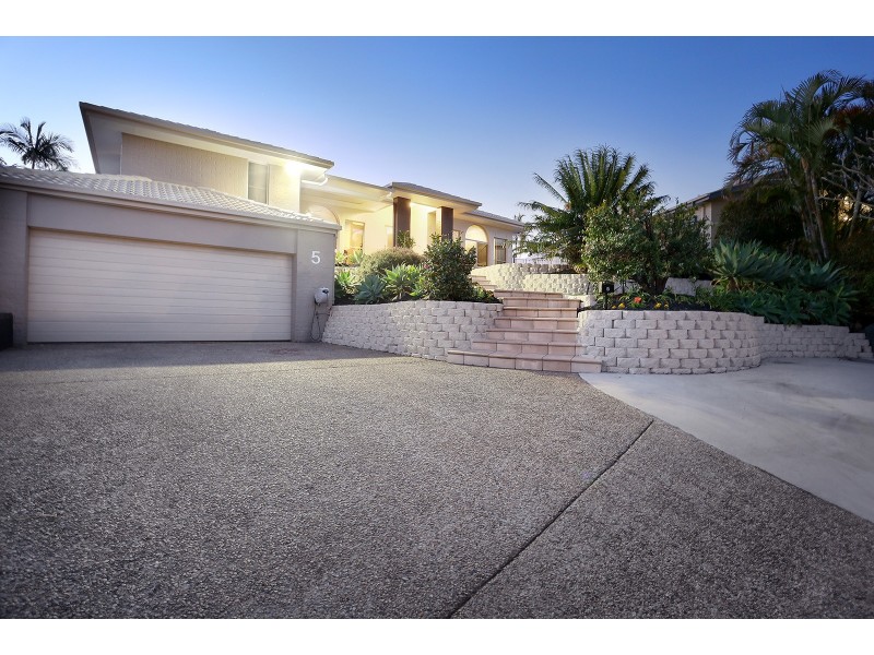 5 Wivenhoe Avenue, Albany Creek QLD 4035