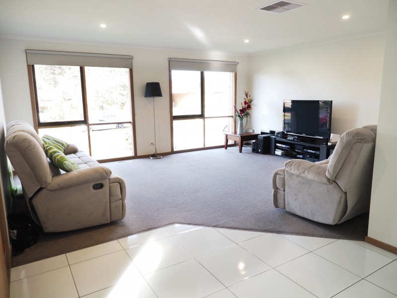 15 Trimble Drive, Langwarrin VIC 3910