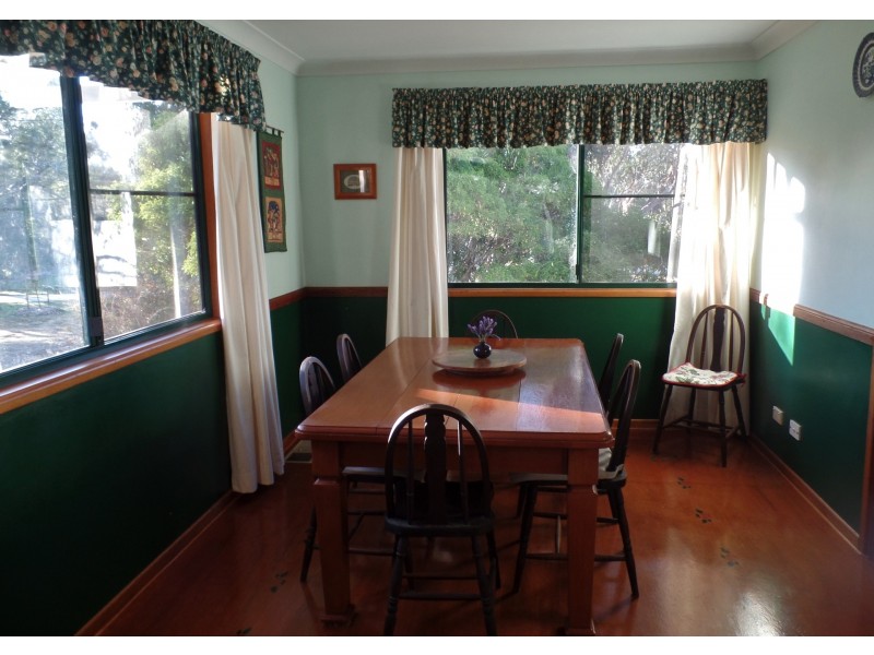 15 Lake Drive, Meringandan QLD 4352