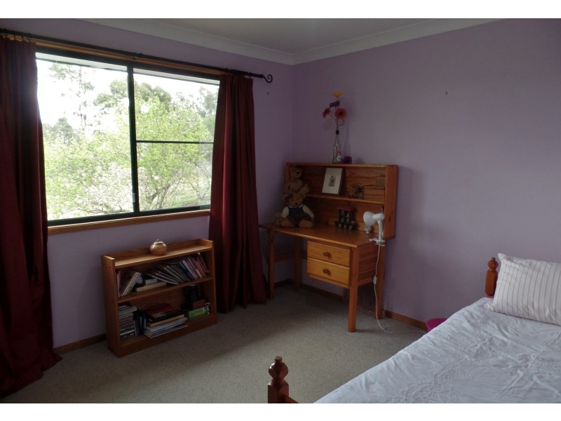 15 Lake Drive, Meringandan QLD 4352