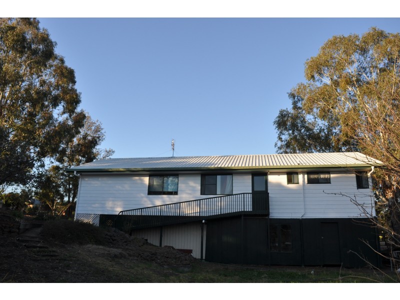 15 Lake Drive, Meringandan QLD 4352