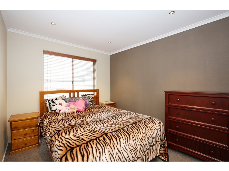 49 Waterview Court, Croydon Hills VIC 3136