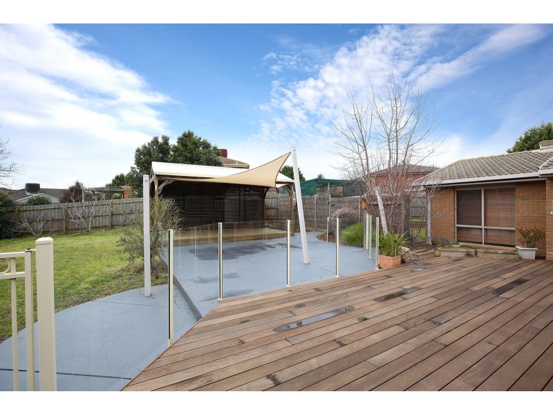 49 Waterview Court, Croydon Hills VIC 3136