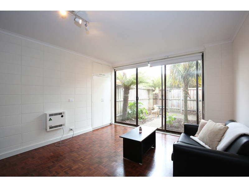 4/5 Garden Street, Kilsyth VIC 3137