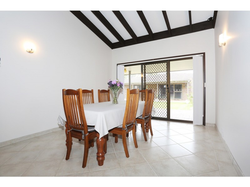 39 Merino Crt, St Clair NSW 2759