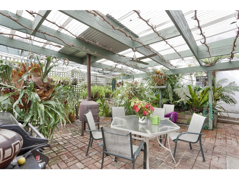 4 Eothen Lane, Kilsyth VIC 3137