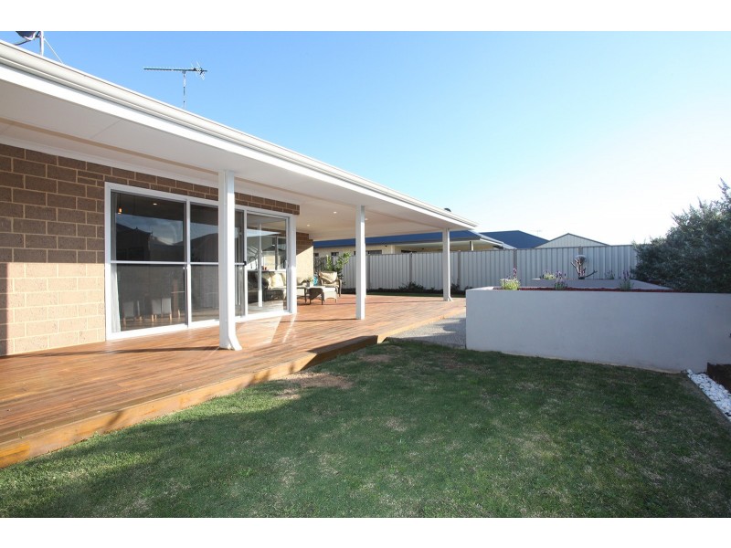 10 Ammolite Way, Australind WA 6233