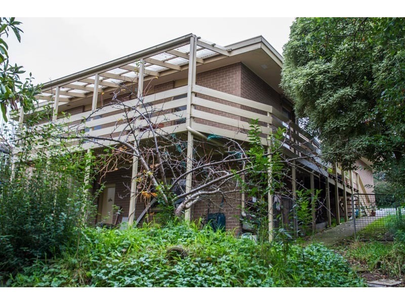 64 Winyard Drive, Mooroolbark VIC 3138