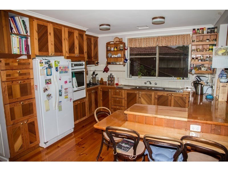 64 Winyard Drive, Mooroolbark VIC 3138