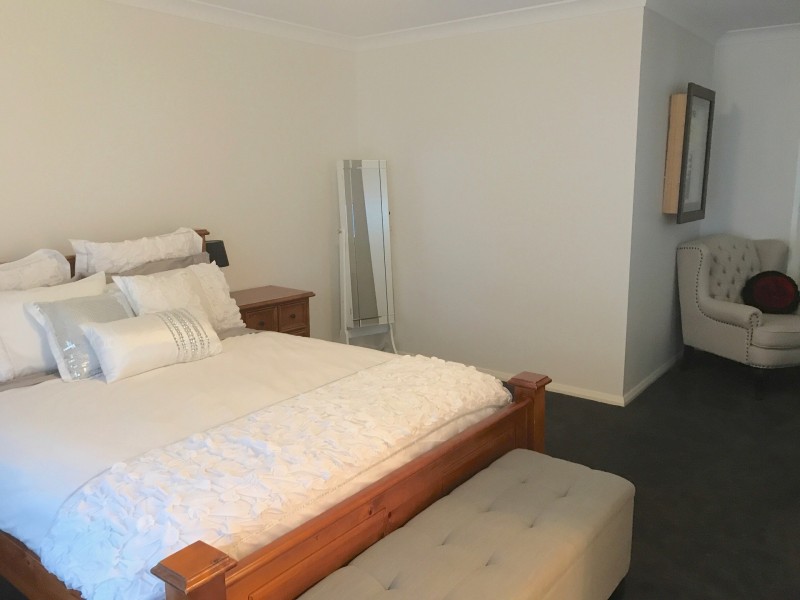 17 Surveyors Way, South Bowenfels NSW 2790