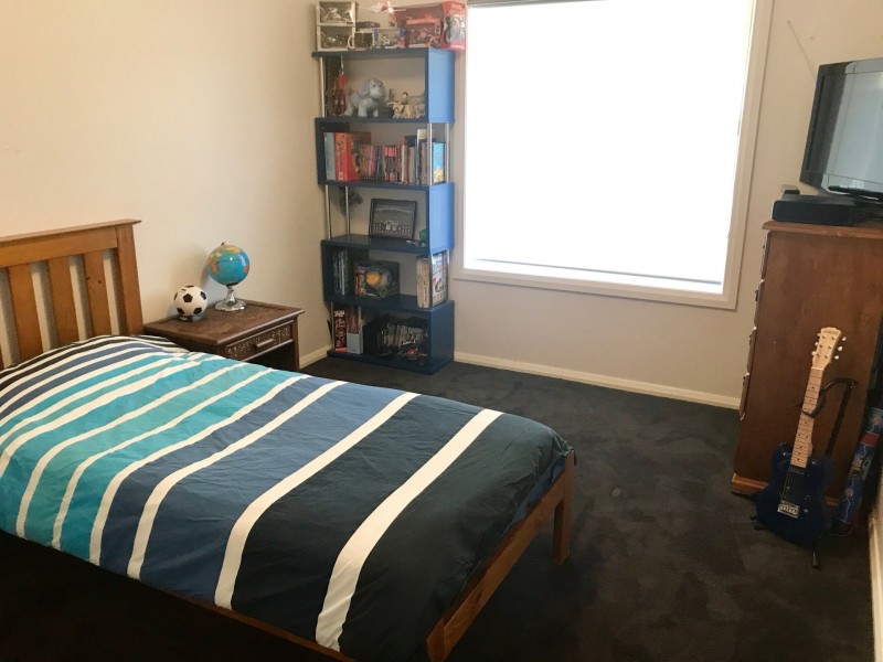 17 Surveyors Way, South Bowenfels NSW 2790